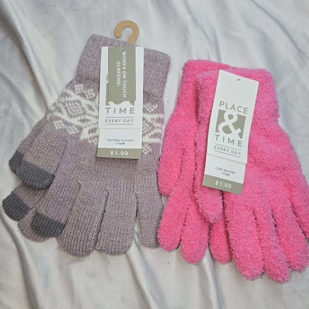 Lot of 2 NWT Girls Gloves Place & Time 1 Cozy Pink Pair 1 Pair of Texting Gloves